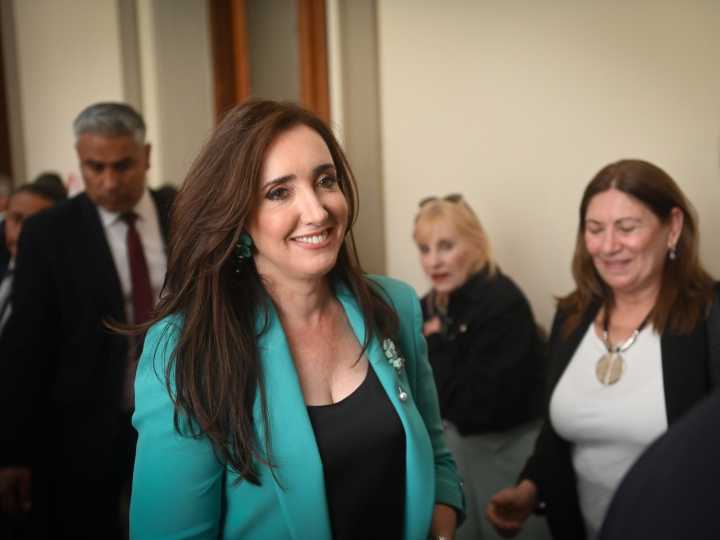 Villarruel marca diferencia con el Gobierno, se reúne con parlamentarios y pide por Malvinas