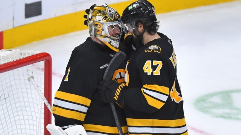 4 reasons why Bruins stayed afloat without Pastrnak, McAvoy