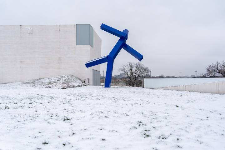 Winter Weather Warning Issued as 14 Inches of Snow to Strike: Live Updates