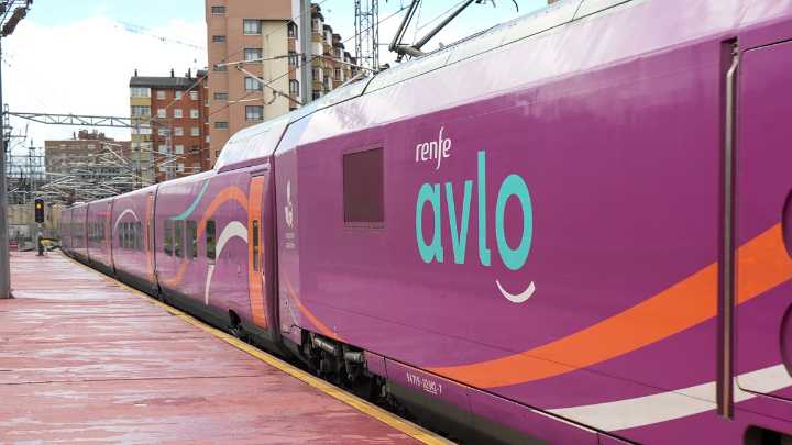 Renfe oferta AVLO a cinco euros para menores de 14 años: cómo conseguir los billetes