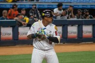 QUIETO EN PRIMERA. Valencia y el maltrato que sufrió la mamá de Salvador Pérez [+VIDEO]