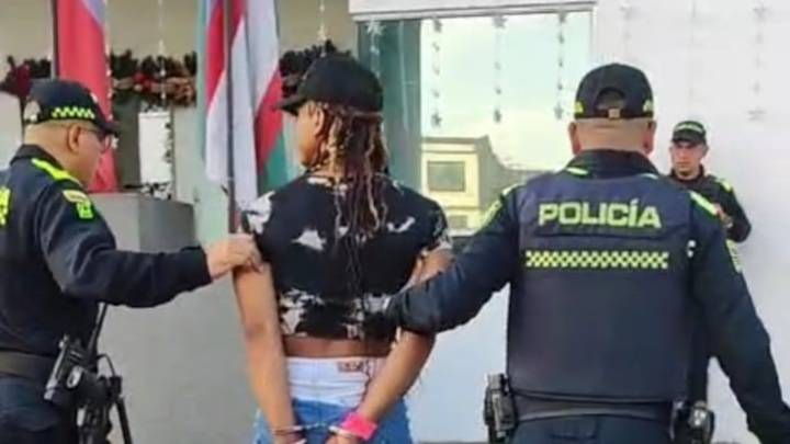 Un muerto y un capturado dejó riña dentro del MÍO; cámara captó el momento