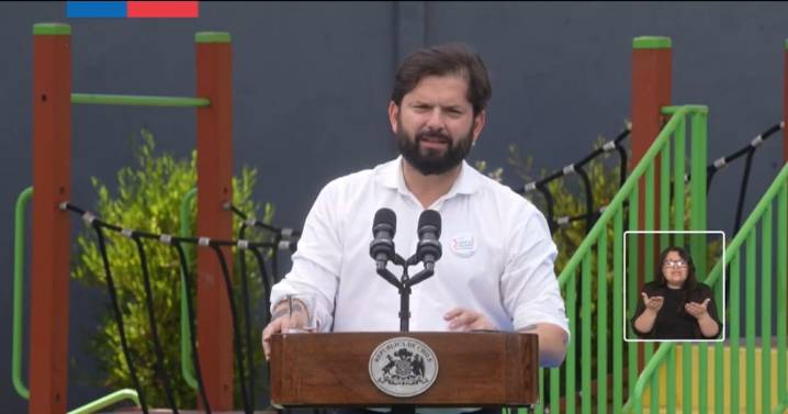 Boric reconoce que falta avanzar en seguridad, pero defiende que sí “se puede” salir a la calle: “Que no nos digan que no”