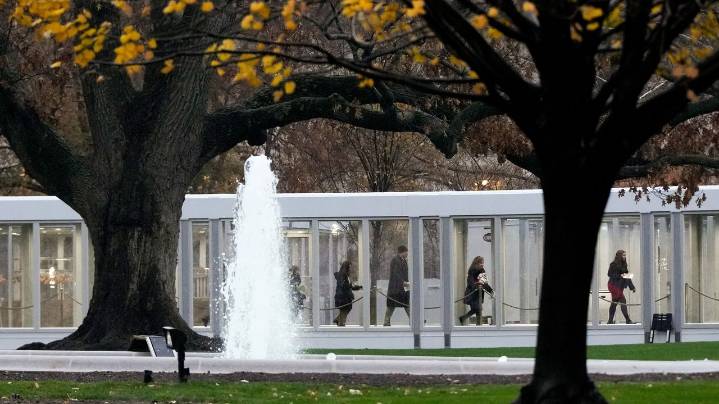 White House tours resume in time for Christmas, but they're different than before