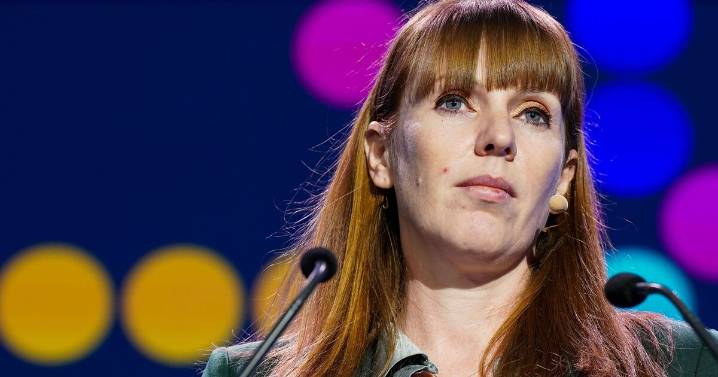 Starmer faces mutiny as Rayner joins Labour rebellion against reforms