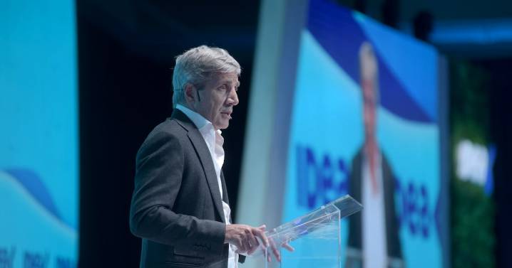 Gobierno de Milei renueva vencimientos de deuda en última licitación del año