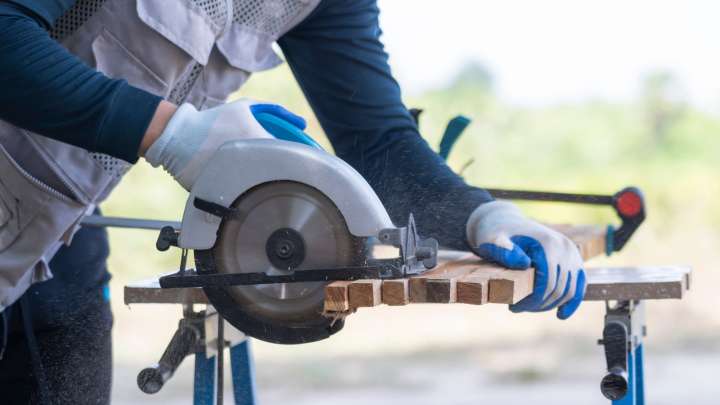 Users Are Calling This Circular Saw The Best That Harbor Freight Has To Offer