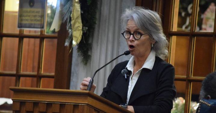 Indiana Senate committee pushes redistricting bill forward though future still unknown