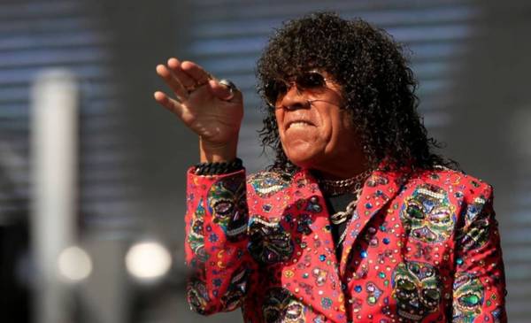 Carlos "La Mona" Jiménez fue operado tras su show en La Plata