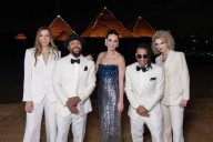 Canta Katy Perry frente a las Pirámides de Giza