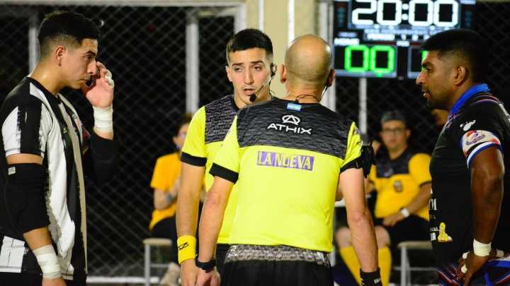 Golpe de autoridad: La Gloria eliminó al Defe y Alianza goleó a Barrio Rivadavia