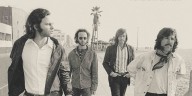 Se cumplen 60 años de The Doors y se reestrena un documental icónico sobre la banda: la música y la figura de Jim Morrison contada por Johnny Depp