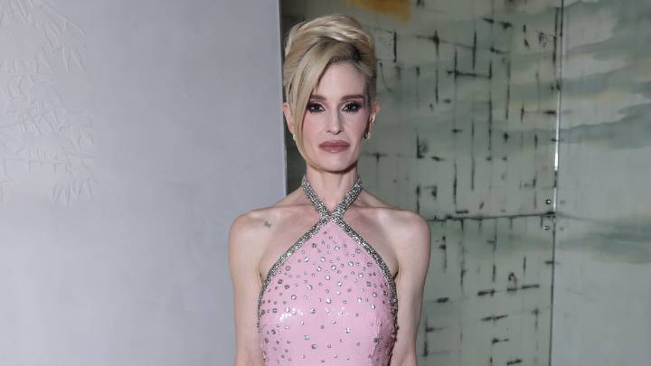 Kelly Osbourne Lashes Out at Criticism Over Dramatic Weight Loss: "My Dad Just Died"