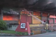 Incendio devastó un mercado mayorista en Brasil