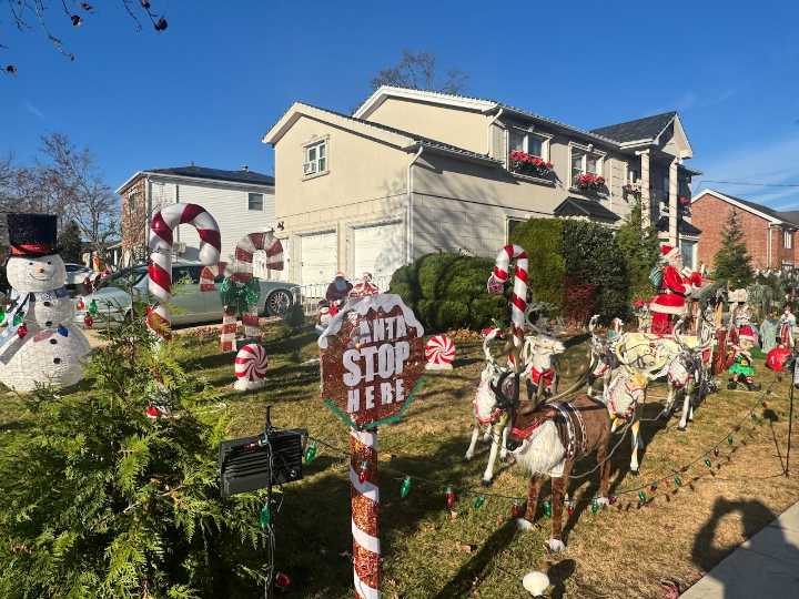 South Shore homeowner brings holiday magic to the delight of Staten Island neighbors