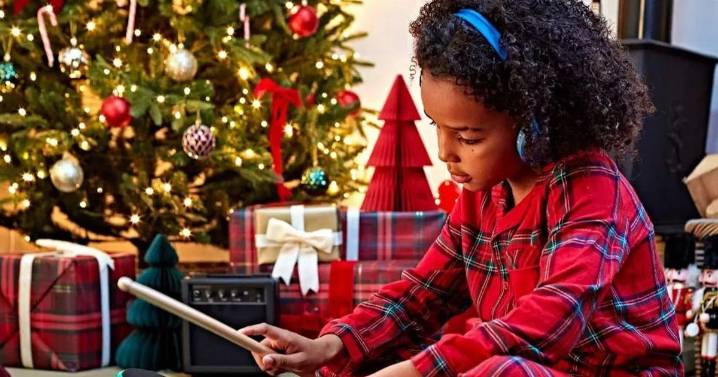Parents swap Christmas screen-time for 'concentration improving' instruments
