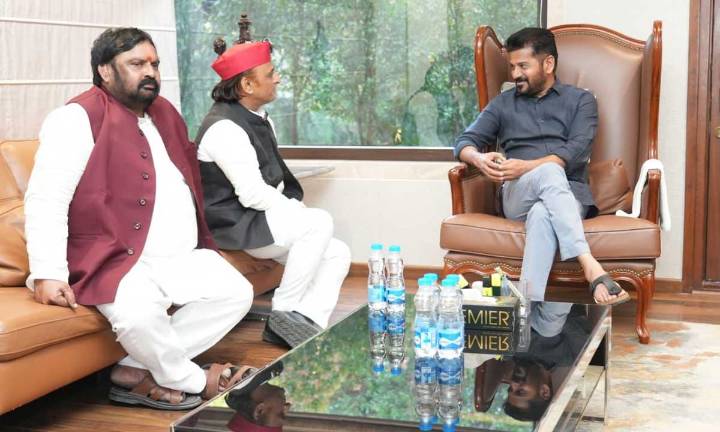 Akhilesh Yadav Accuses BJP, Election Commission of Massive ‘Voter Deletion Conspiracy’