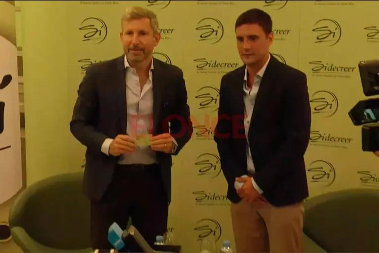 Frigerio presentó la nueva tarjeta Sidecreer y realizó la primera compra en Paraná