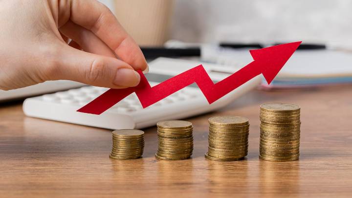 La inflación anual en Colombia se mantiene por encima del 5%, pero en noviembre se moderó el alza en los precios