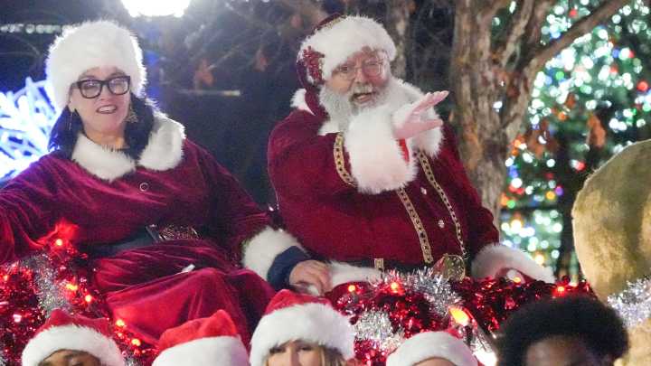 Spartanburg Christmas Parade highlights with grand marshal to Santa