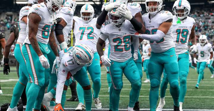 Jets vs Dolphins Final Score: Dolphins Crush Hapless Jets