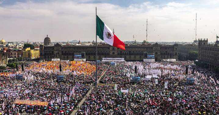 Destacan participación de jóvenes en festejo de la 4T