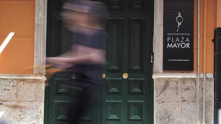 El auge de los pisos turísticos profesionales: la alternativa legal que convive con los hoteles