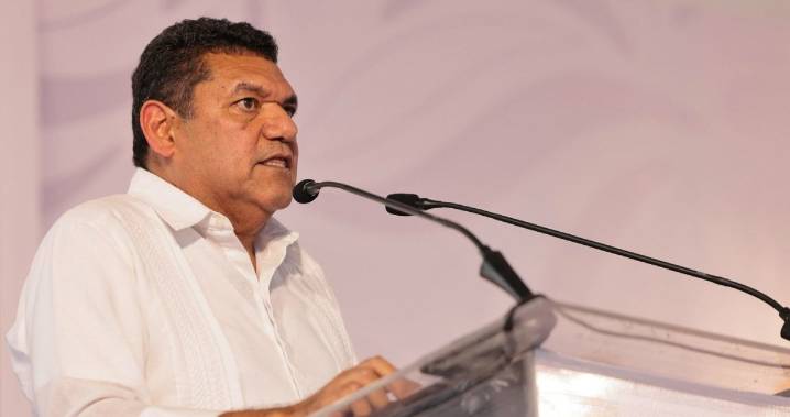 "Sin calidad moral", responde Javier May a críticas del PRD