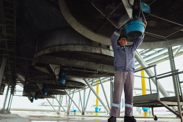 Secret Government plans reveals the threat of rolling blackouts and six-month lockdowns if Irish subsea cables hit