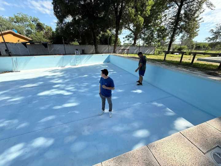 Aguaray: Avanza el acondicionamiento del Natatorio Municipal