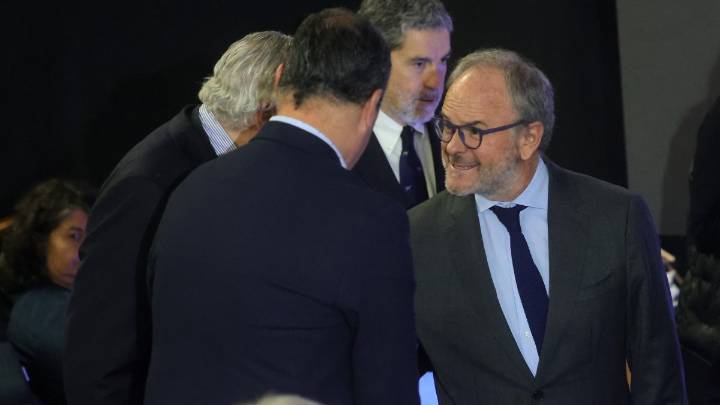 Bernardo Larraín apuntó a la "permisología" como el principal freno a la inversión en Chile