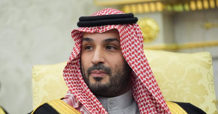 Saudi residents say alcohol ban eased for more foreigners