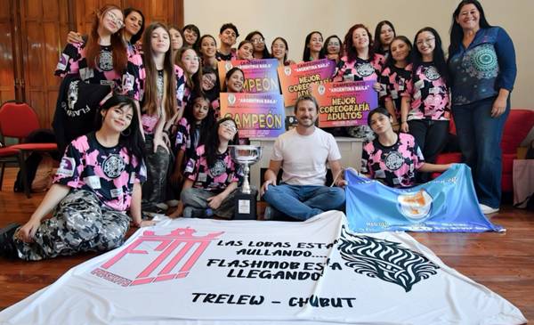 Flashmob fue reconocida por Merino tras consagrarse campeona nacional
