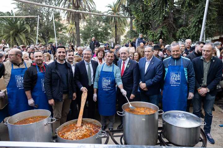 Protagonismo para los mayores en la inauguración de la Gran Feria Sabor a Málaga