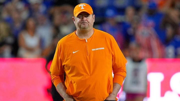 Tennessee coach Josh Heupel hires Jim Knowles as new defensive coordinator