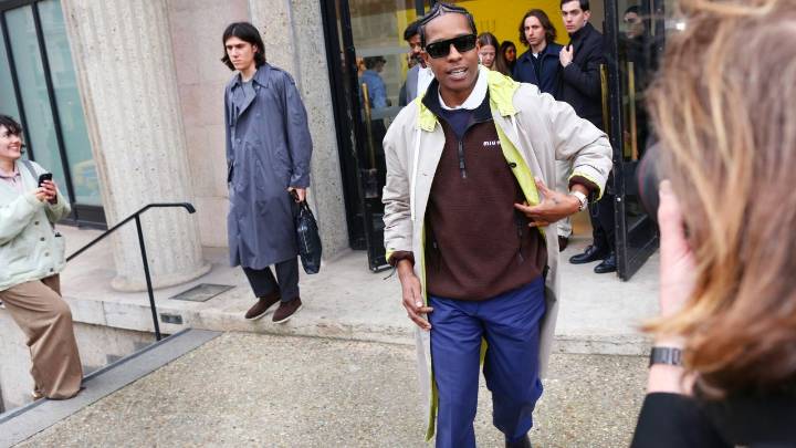 High Fashion Hops on the Quarter Zip Trend—Here’s the Street Style Way to Wear It