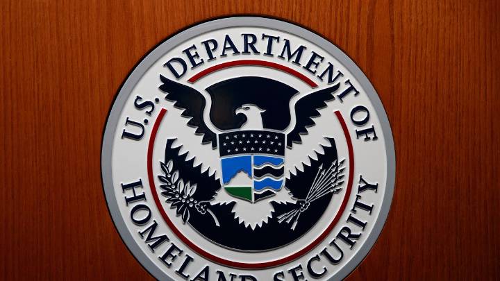 EEUU prepara redadas migratorias contra comunidad somalí en Minnesota, dice fuente de AP