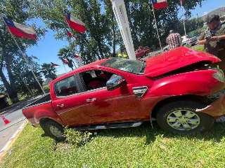 Accidente vehicular deja a una persona lesionada en San Vicente