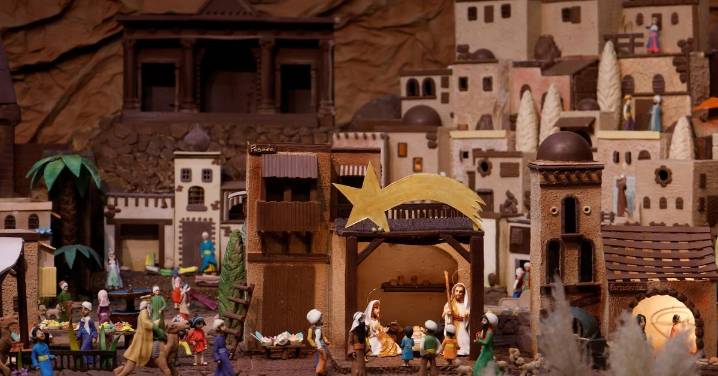 El belén de chocolate de Rute, al detalle en estas fotos