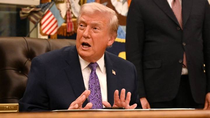 'No President Can Rewrite Immigration Law': 20 US States Sue Trump Over $100,000 H