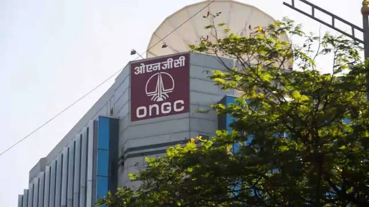 ONGC Clarifies Jambusar Boat Incident, Confirms No Employees Were Onboard