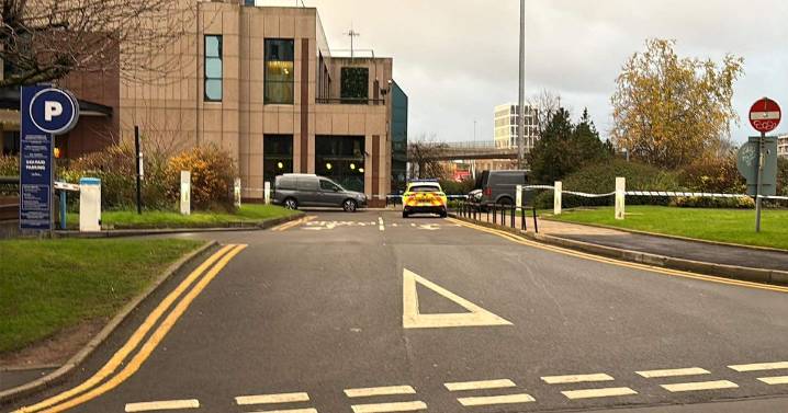 Four men arrested as Glasgow police tape off area outside Hilton Hotel
