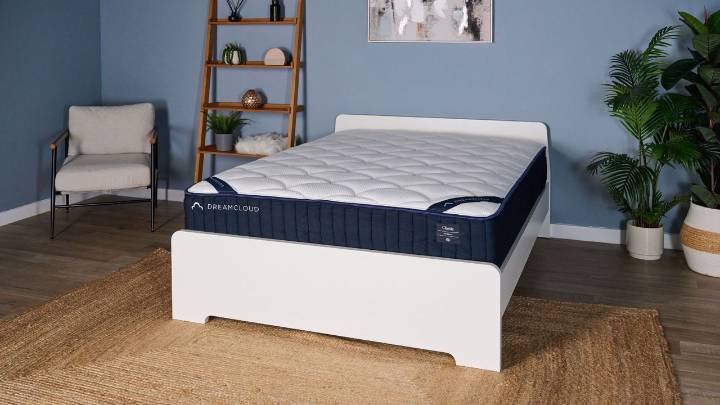 Can't afford a Saatva Classic? These 3 mattresses are comparable — and they're under $1,000 for a queen in the Cyber Monday sales