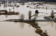These WA roads and highways remain closed Saturday due to flooding