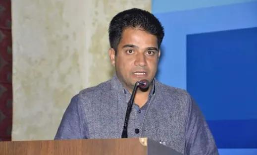 Need immediate age relaxation for JKCCE aspirants: Inam Un Nabi