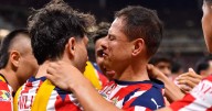 Chicharito comparte contundente mensaje tras su salida de Chivas: “Estamos llenos de errores”