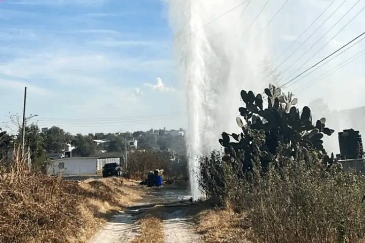 Fuga de hidrocarburo en Atotonilco de Tula
