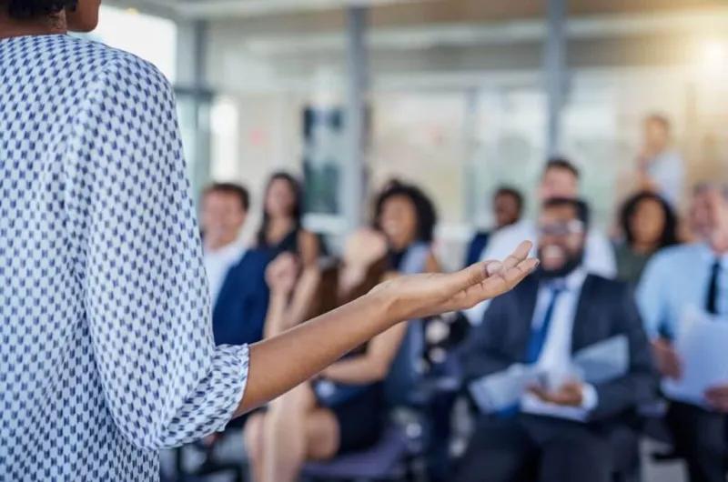 El poder que tienen las palabras: cómo lo que decimos puede fortalecer o romper nuestros vínculos