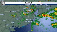 LIVE RADAR: Heavy rainfall moving into Houston
