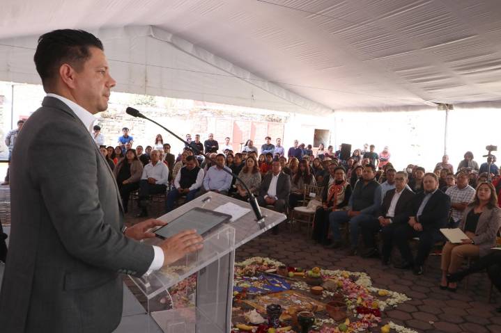 Realiza Segob conversatorio sobre protección de derechos humanos de pueblos y comunidades indígenas